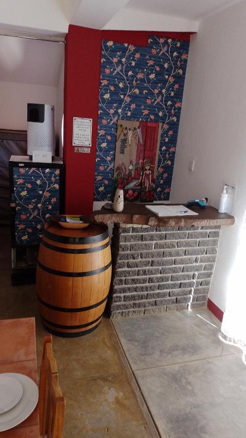 Larochelle Guesthouse Кітмансгуп Екстер'єр фото