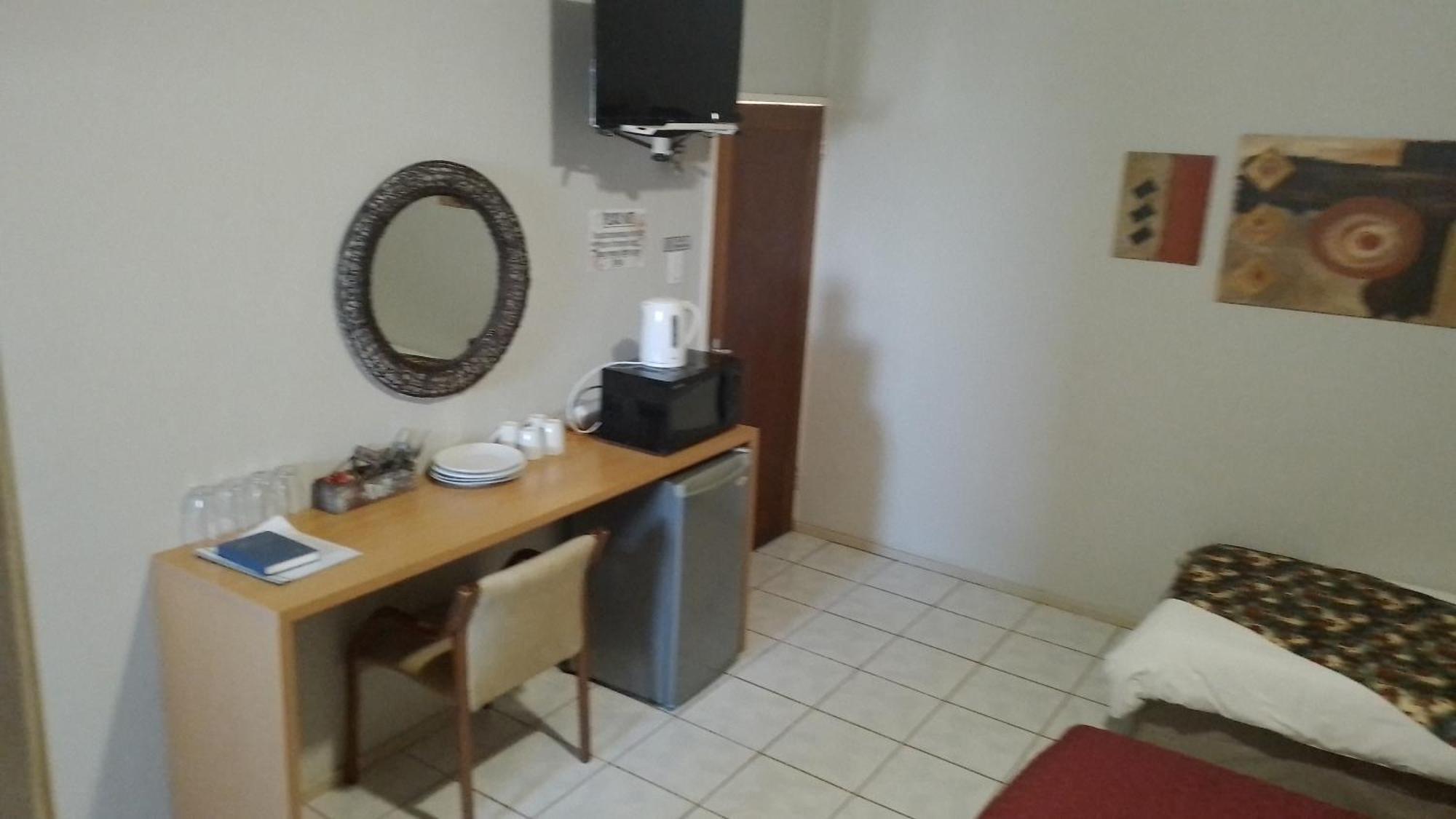 Larochelle Guesthouse Кітмансгуп Номер фото