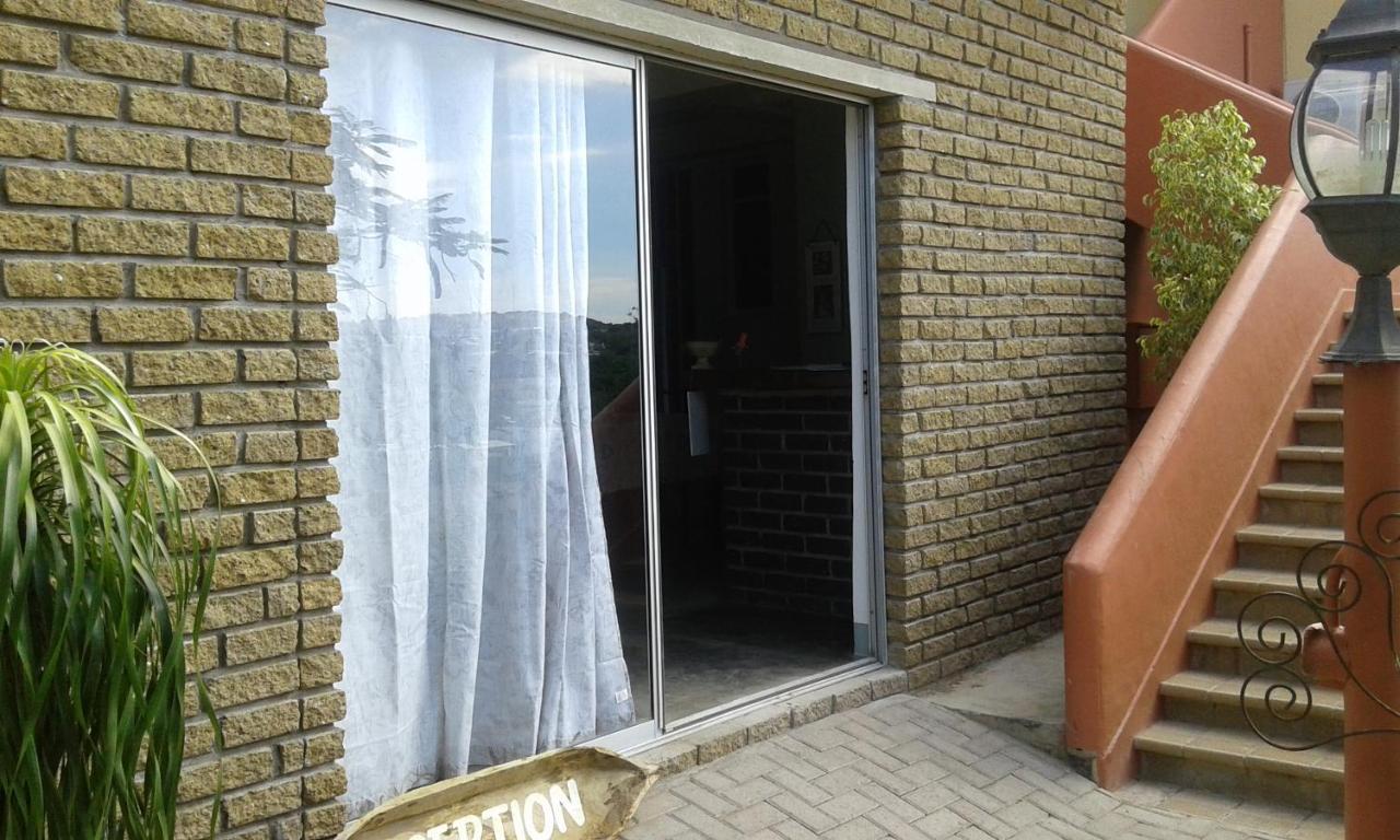 Larochelle Guesthouse Кітмансгуп Екстер'єр фото
